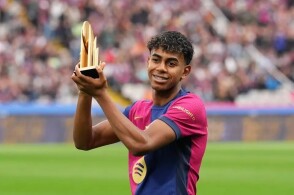 斯内德：姆巴佩会赢得2026年金球奖；没有人效力皇马时想离开（斯内德称姆巴佩将拿下2026年金球奖；在皇马效力时没有人想离队）