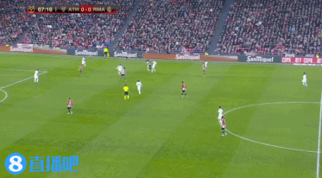 巴尔吉闪耀维拉马林，精彩进球与助攻助巴萨逆转贝蒂斯（巴尔吉维拉马林一传一射，助巴萨逆转战胜贝蒂斯）