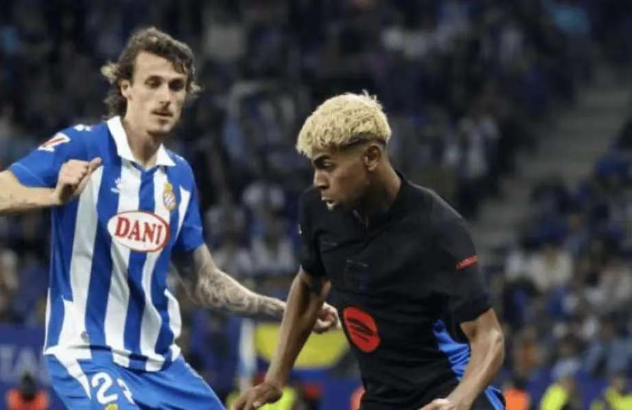 记者：亚特兰大已经接触莫塔，后者也优先考虑重返意甲（记者称亚特兰大已与莫塔接触，莫塔将回归意甲列为首选）